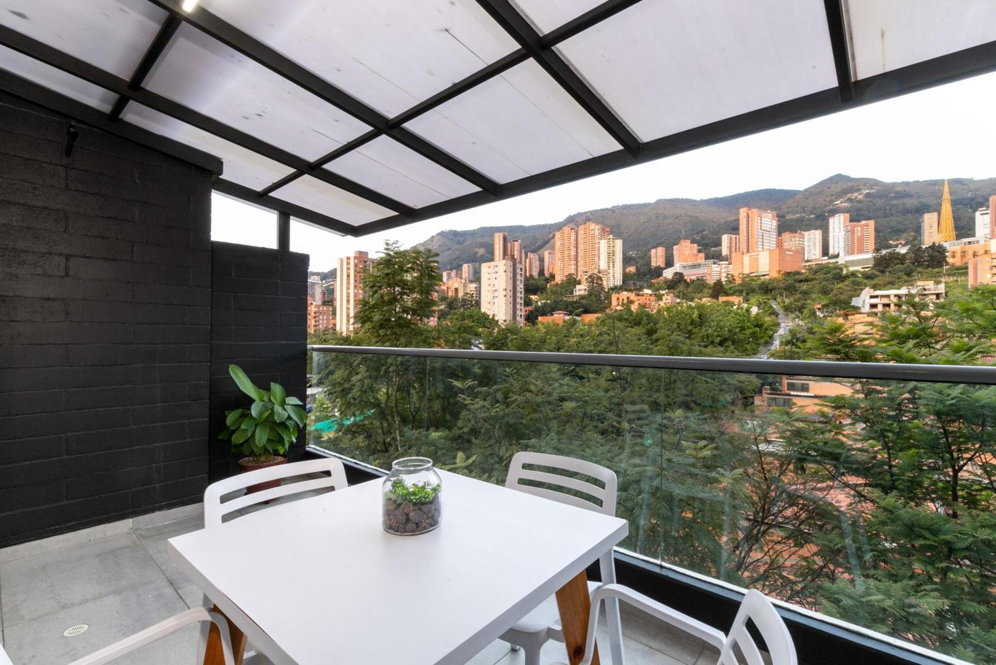 Apartamentos Borbon Suites Medellín Extérieur photo