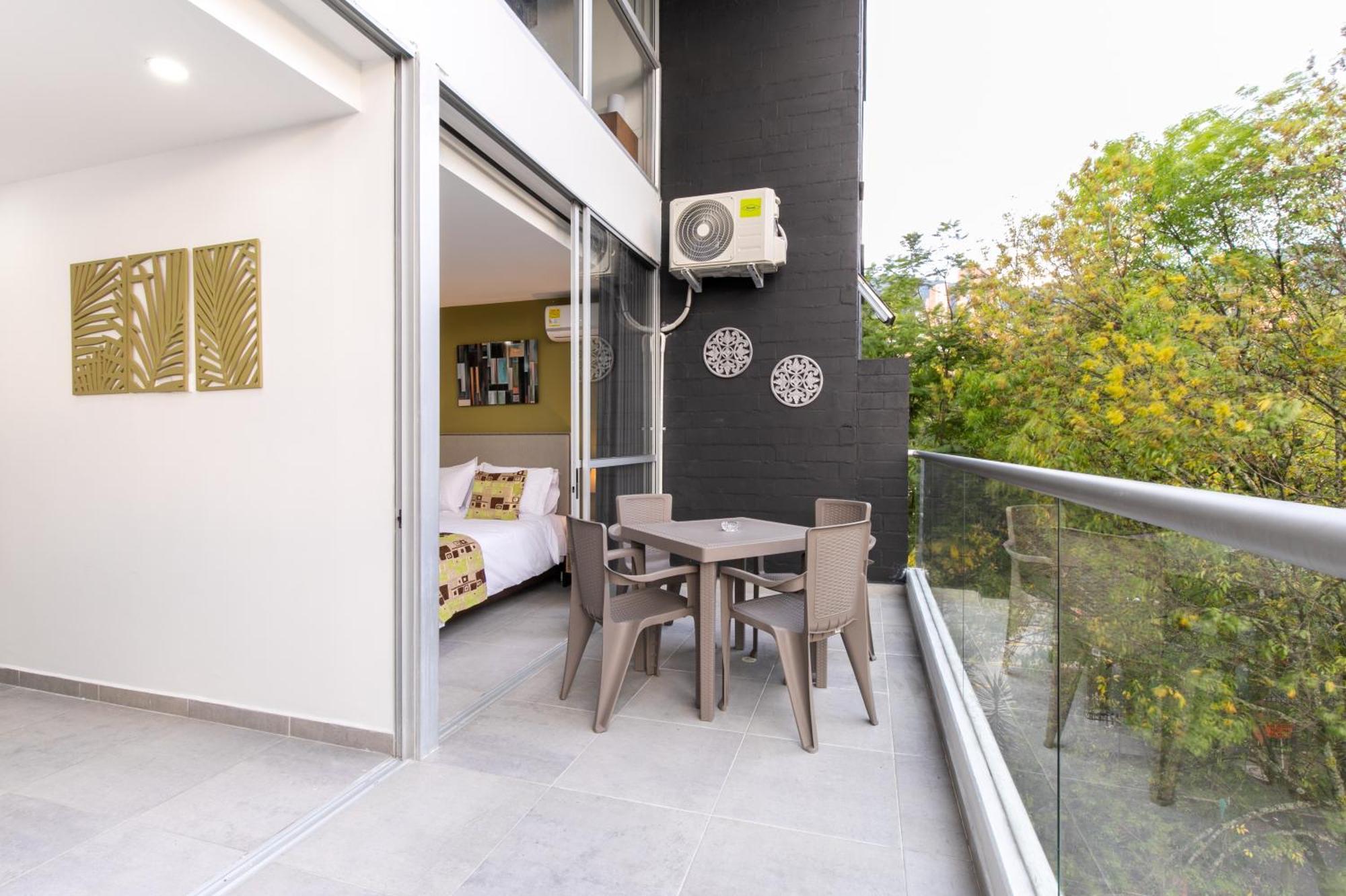 Apartamentos Borbon Suites Medellín Extérieur photo